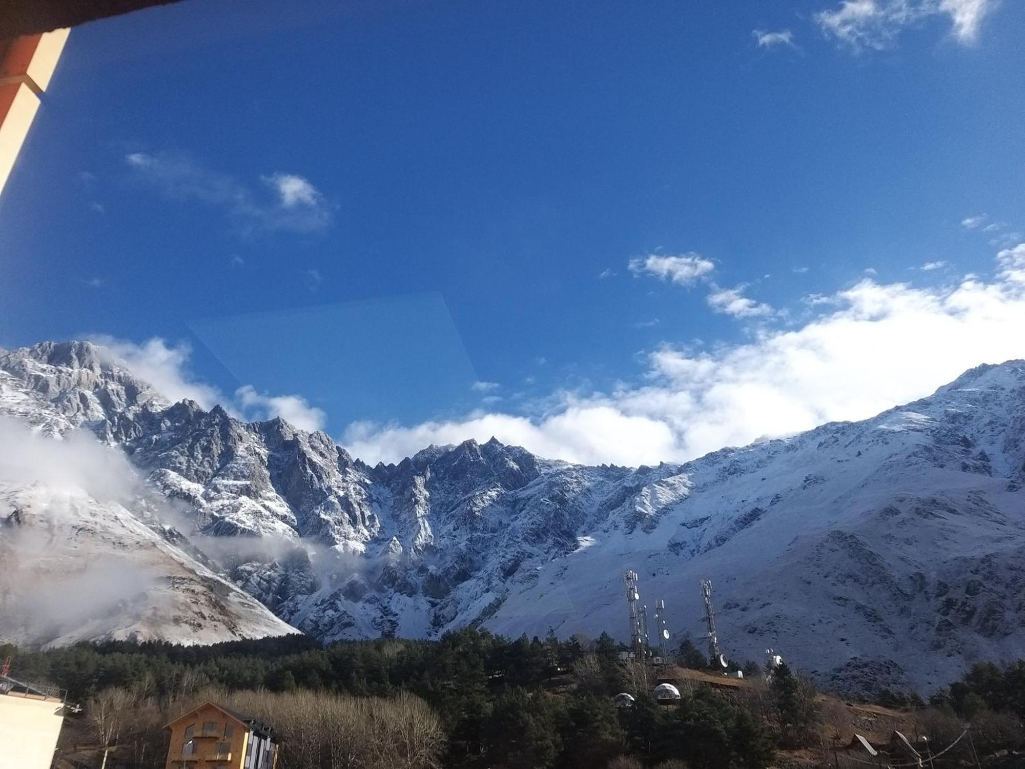 Апартаменты Emotion Kazbegi Номер фото