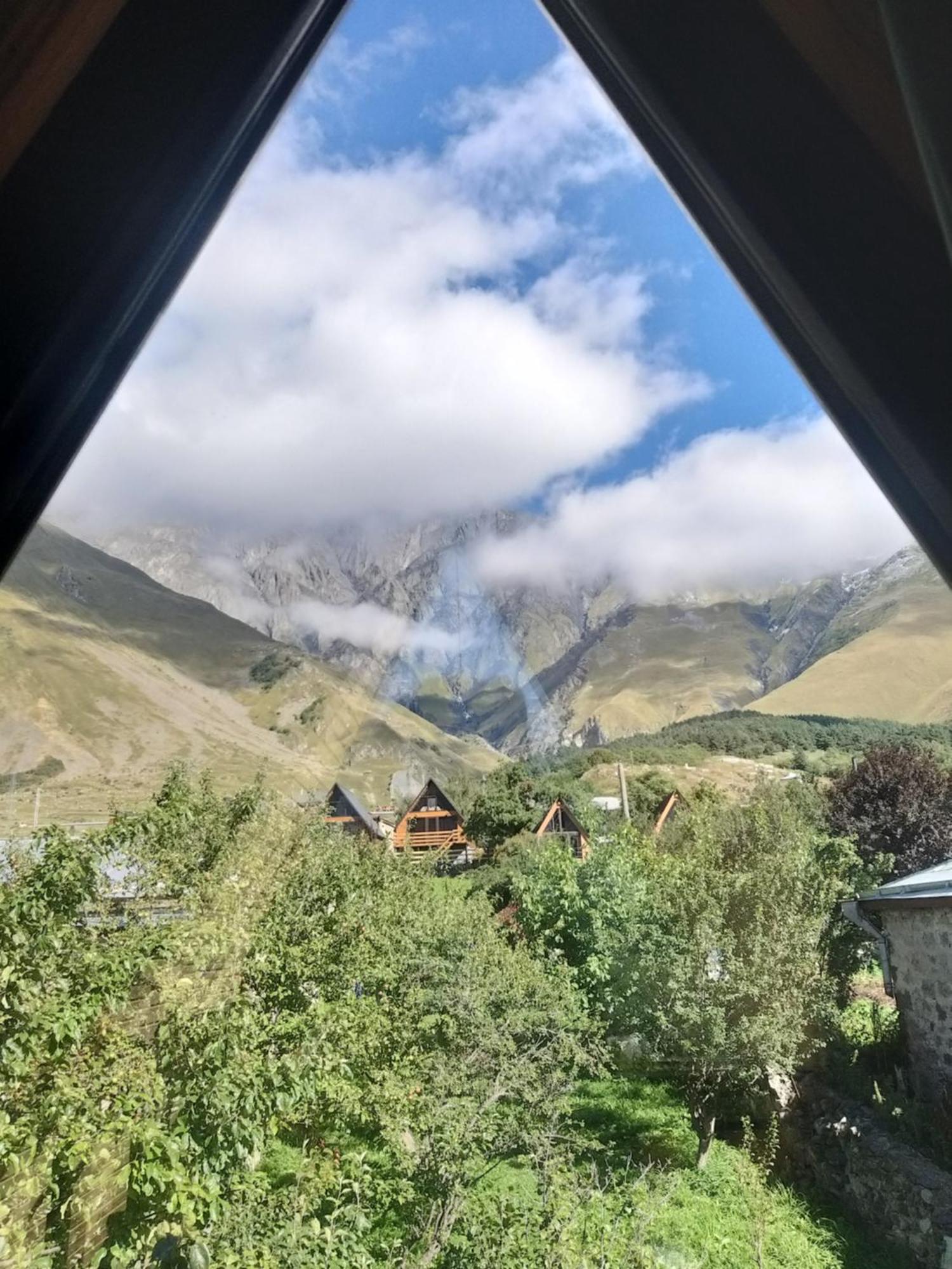 Апартаменты Emotion Kazbegi Номер фото